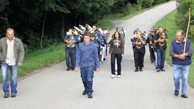 Als Vorbereitung auf den Festumzug des...iffen, um der Realitt nahe zu kommen.  | Foto: Hrvoje Miloslavic