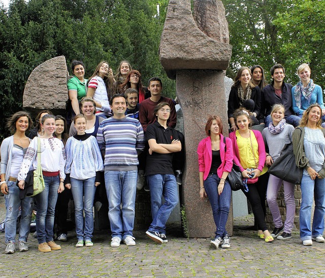 20 Jugendliche, fnf Nationen: Beim in...dte leben und arbeiten sie zusammen.   | Foto: Julian Kutzim