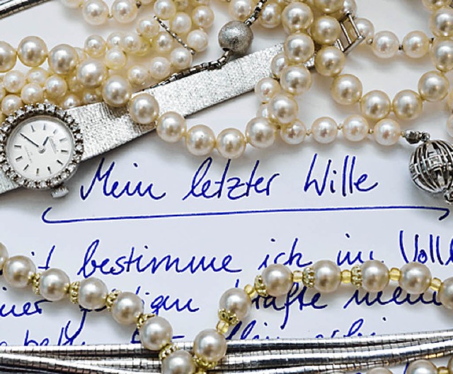 Neben  Geld und Schmuck werden oft Immobilien vererbt.   | Foto: dpa