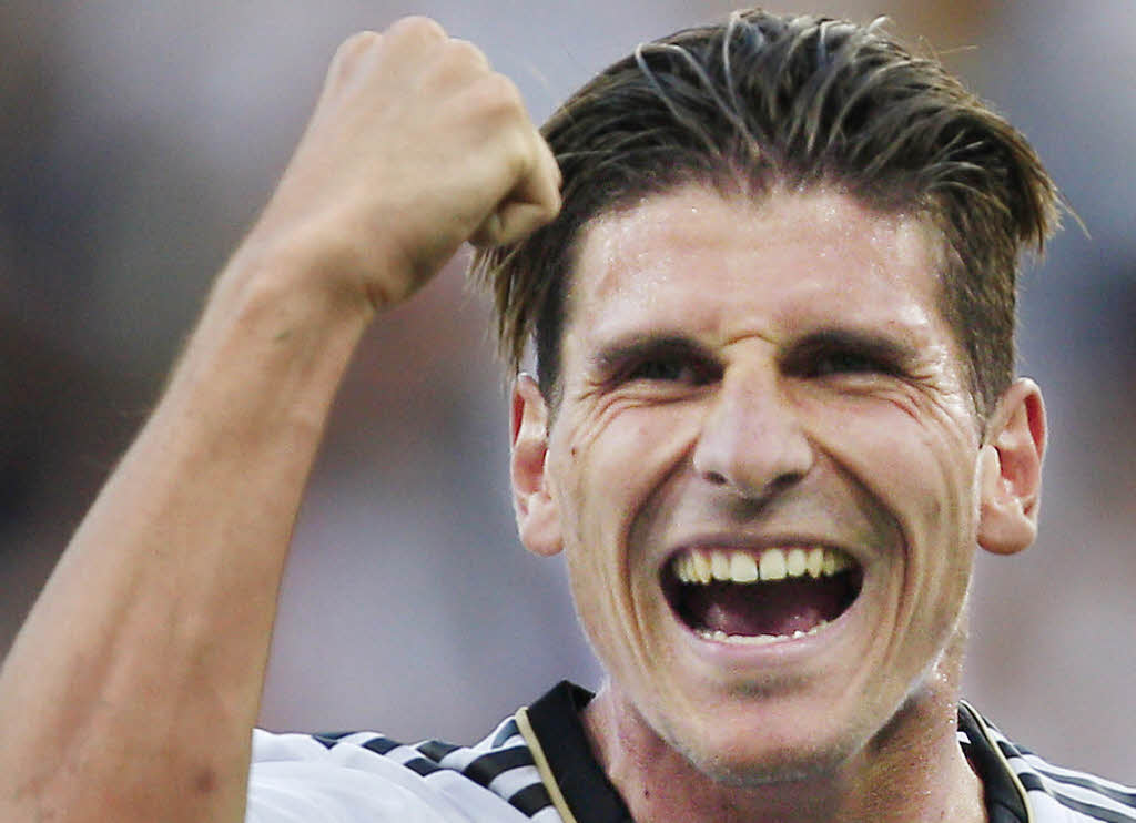 Neue Verteidigungsstrategie macht sogar Gomez Spaß SC Freiburg