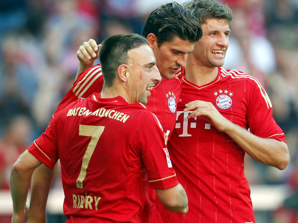 Franck Ribry, Mario Gomez und Thomas Mller. Inzwischen steht es 4:0 fr die Bayern.