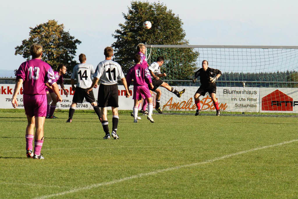 Spannendes Endspiel beim Altherrenturnier, das Birkendorf mit 1:0 fr sich entscheiden konnte