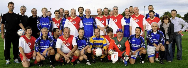 Die Kreiskicker (in blau-schwarz) gewannen gegen die Mannschaft von Baselland.   | Foto: Landratsamt