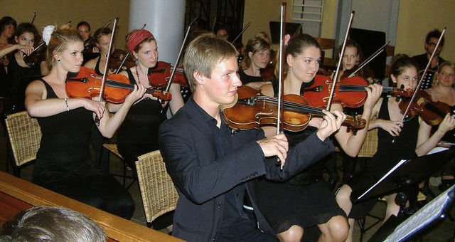 Die Vielharmonie con brio machte ihrem Namen auch in Lrrach alle Ehre.   | Foto: Roswitha Frey
