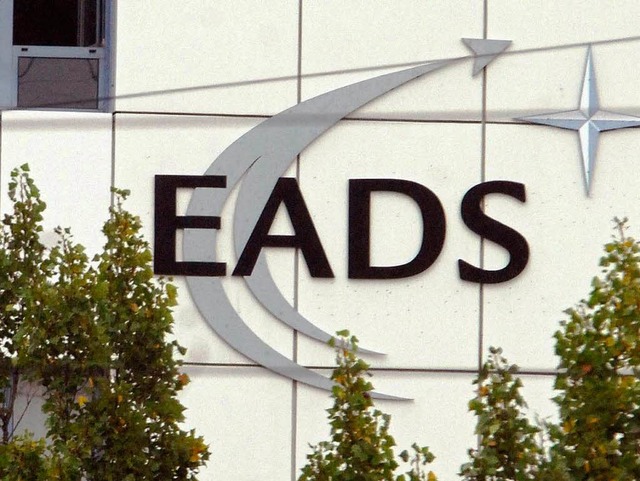 Das EADS-Firmenlogo  | Foto: dpa