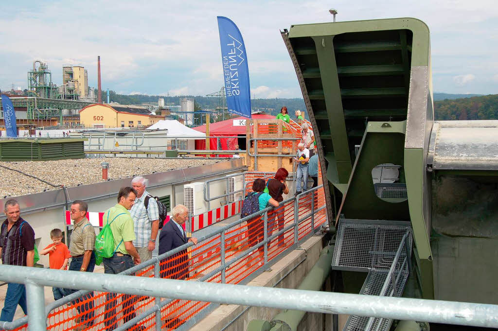 Impressionen von den Tagen der offenen Tr im neuen Wasserkraftwerk Rheinfelden
