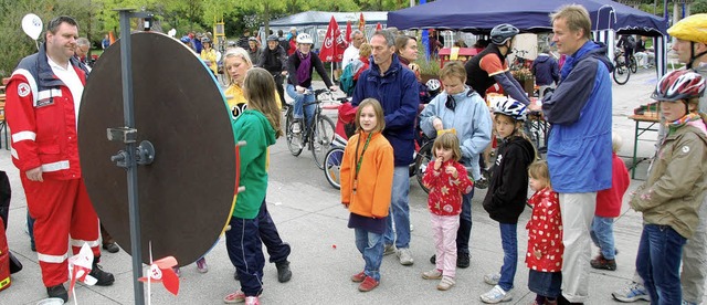 Kurzweilige Unterhaltung boten beim Hadidbau das Truz-Team und das Weiler DRK.   | Foto: Lauber