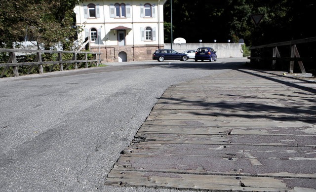 Die Schutterbrcke im Zuge des Hohberg...zlichen Verkehr nicht mehr gewachsen.   | Foto: christoph breithaupt