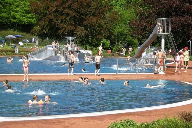 Dem Wetter entsprechend wenig Betrieb im Waldbad