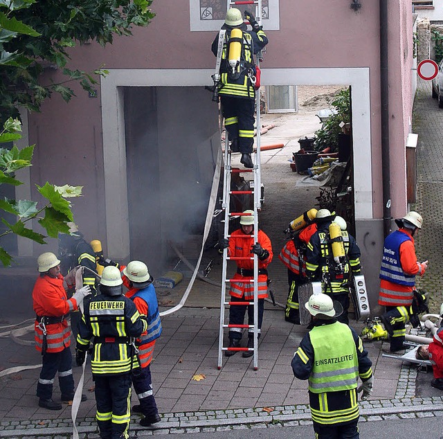 Die Rettung von vier Opfern stand im M... der Freiwilligen Feuerwehr Ihringen.   | Foto: elisabeth jakob-klblin