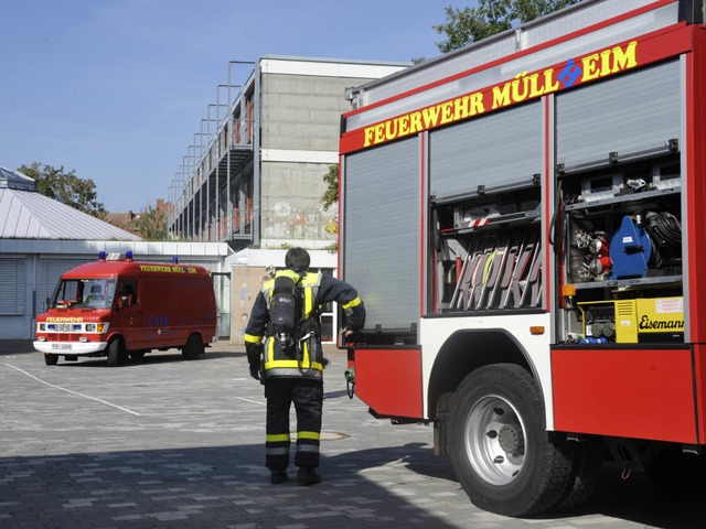 Feuerwehreinsatz an der Michael-Friedrich-Wild-Grundschule in Mllheim.  | Foto: Volker Mnch