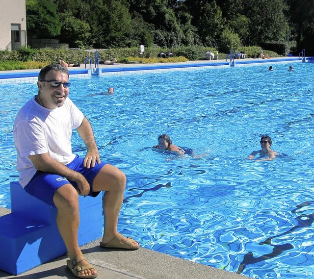 Ein verdienter, geruhsamer Ausklang ei...eitenden Schwimmmeister Massimo Pinto   | Foto: Albert Greiner