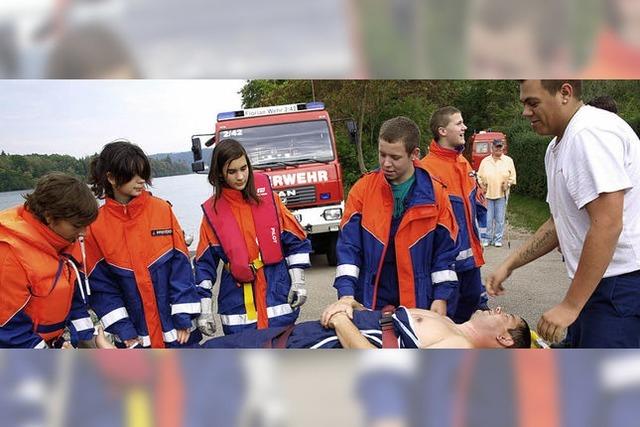 Ein Wochenende lang waren die Jungen die erste Feuerwehr am Ort