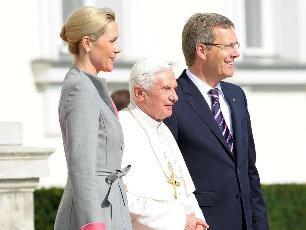 Der Papst mit Christian  und Bettina Wulff