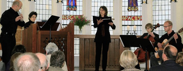 Begeisterten in der Kapelle Maria Frie...ier und  Johannes Boskamp (von links).  | Foto: Sandra Decoux-Kone