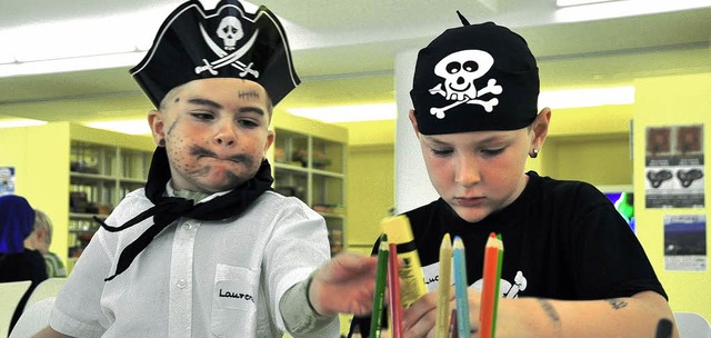 Die Sommerferien sind vorbei, aber fr...eiden Piraten in der Stadtbibliothek.   | Foto: Privat