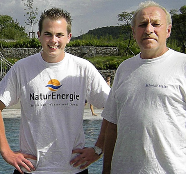 Wachablsung im Schwimmbad: Daniel zur Mhlen (links), Waldemar Schlothauer  | Foto: Archivfoto: Armbruster