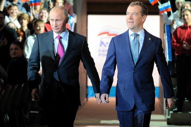 Medwedew empfiehlt Putin
