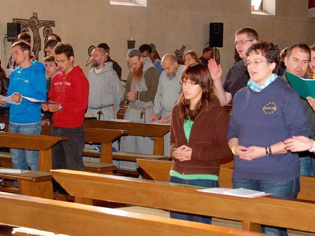 Die Bewegung &#8222;Jugend 2000&#8220;...ch reformierte Franziskaner teilnehmen  | Foto: Teresa Ehrler