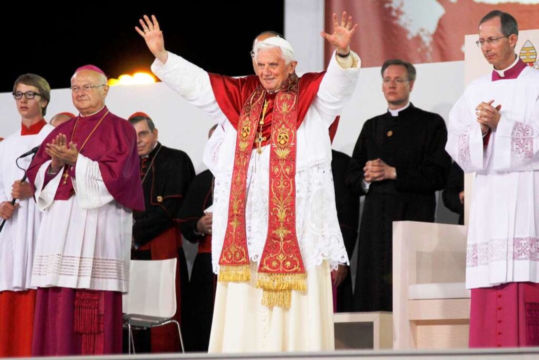 Der Papst bei der Jugendvigil auf der Freiburger Messe. 