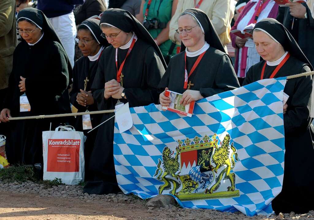 Nonnen aus dem Freistaat Bayern, der Heimat des Papsts.