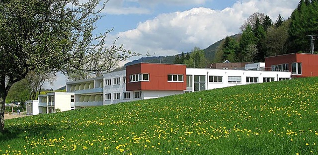 Die BDH-Klinik in Elzach, wie sie sich heute zeigt.   | Foto: Archiv BDH-Klinik