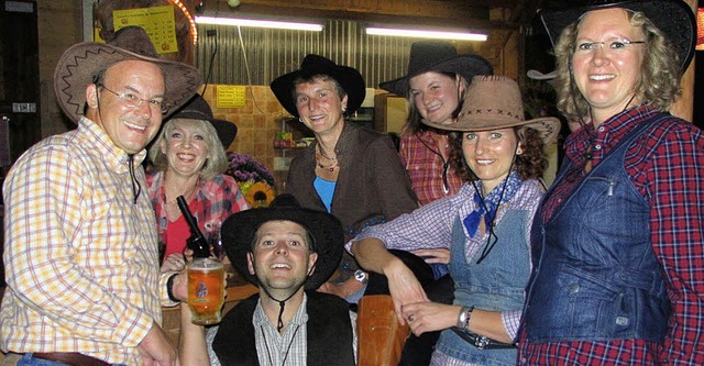 Waschechte Cowgirls und Cowboys genoss...s Herbstfests  im Riedlinger Schopf.    | Foto: Bode