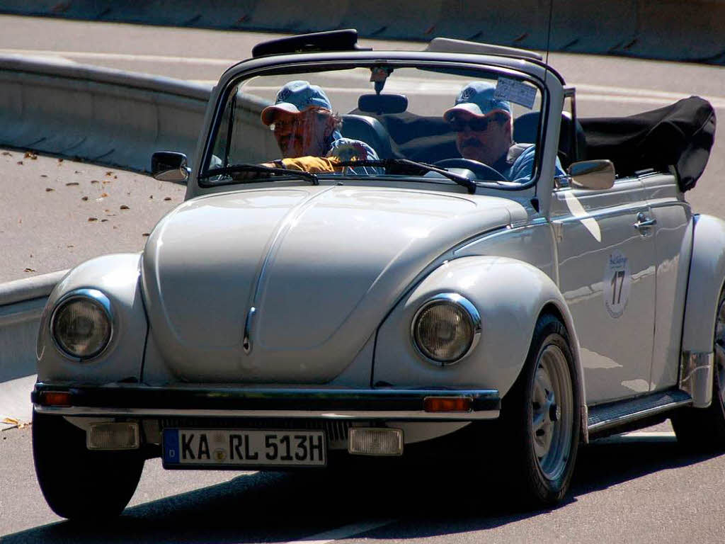 Oldtimer en masse: Das Eggbergrennen entwickelt sich zum Klassiker Oldtimer en masse: Das Eggbergrennen entwickelt sich zum Klassiker