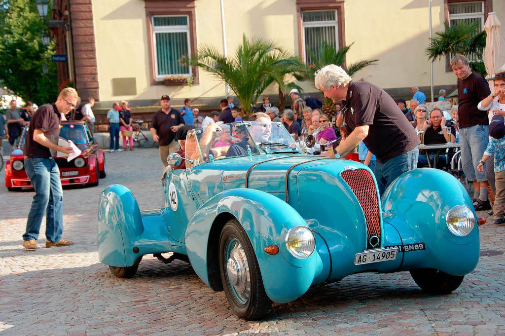 Oldtimer en masse: Das Eggbergrennen entwickelt sich zum Klassiker Oldtimer en masse: Das Eggbergrennen entwickelt sich zum Klassiker