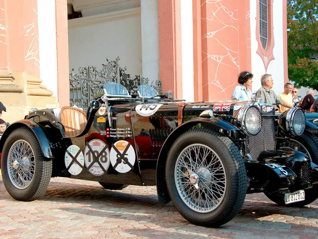 Oldtimer en masse: Das Eggbergrennen entwickelt sich zum Klassiker Oldtimer en masse: Das Eggbergrennen entwickelt sich zum Klassiker