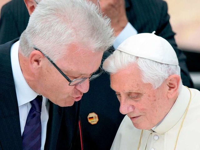 Winfried Kretschmann trifft Papst Benedikt XVI. in Freiburg  | Foto: dpa