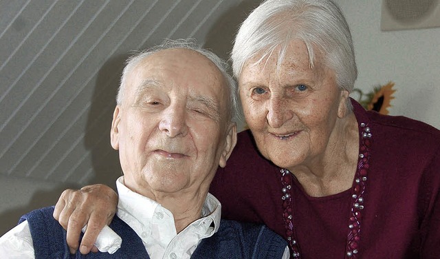 Elfriede und Herbert Kiontke sind seit 60 Jahren verheiratet.   | Foto: Umiger