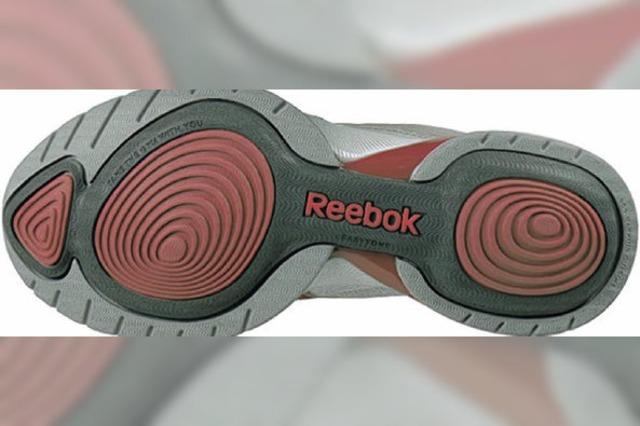 Reebok-Schuhe straffen den Po nicht