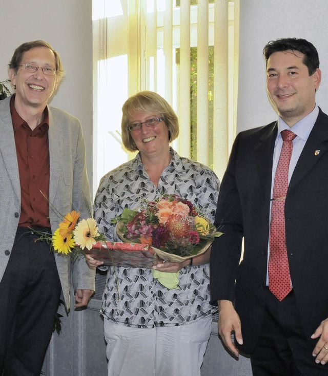 Heike Krgers Abschied, hier mit Hartm... (links) und Brgermeister Hollemann.   | Foto: MZD