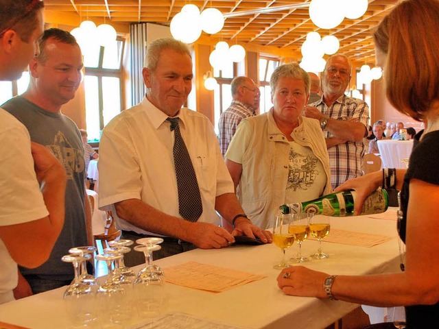 In der Weinmesse im Winzersaal verkost...sucher edle Tropfen lterer Jahrgnge.  | Foto: Benjamin Bohn