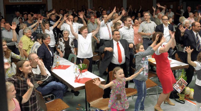 So gehrt es sich fr einen Turnverein...weier kam das Publikum ins Schwitzen.   | Foto: Wolfgang Knstle