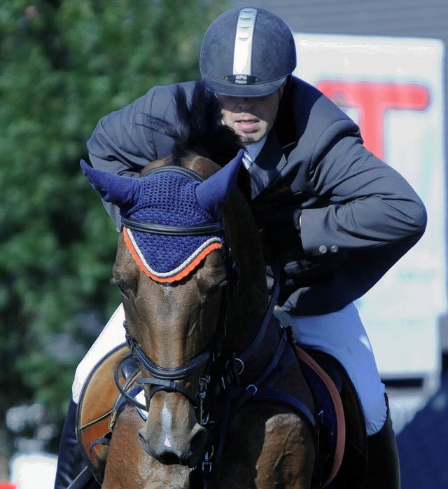 Nikolas Lauer (RV  Schutterwald) holte... FBW Courage die Springmeisterschaft.   | Foto:  Wolfgang Knstle