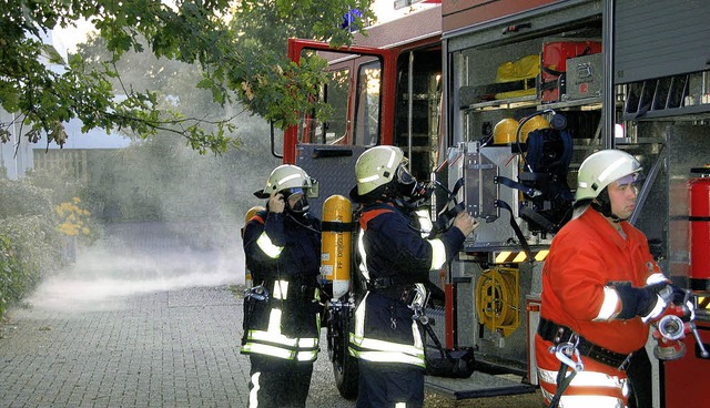 Brandschutzbungen finden fr die Sch...rt auch immer wieder ihre Schlagkraft.  | Foto: BZ-Archiv/ Frank Kiefer