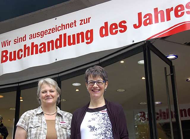 Ausgezeichnet: Barbara Roth mit ihrer Kollegin Ingrid Steiner-Graf.   | Foto: hsl