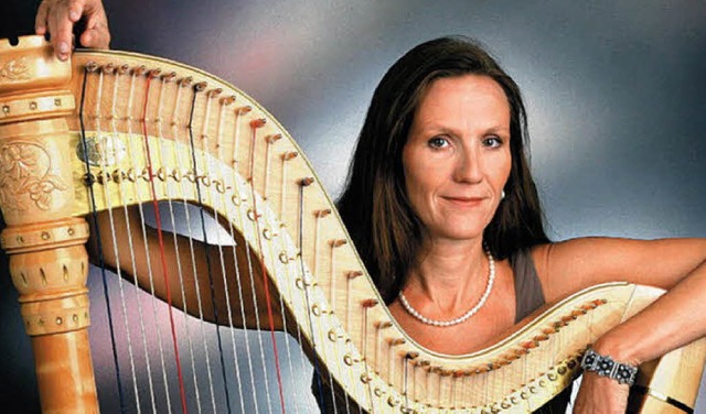 Frauke Horn entfhrte die Zuhrer bei ...rrotweil in die Klangwelten der Harfe.  | Foto: privat