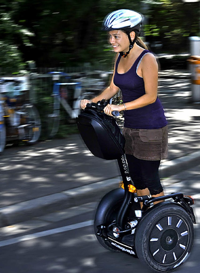 Auch Fahren mit dem Segway gehrt zum Thema Elektromobilitt.  | Foto: Michael Bamberger