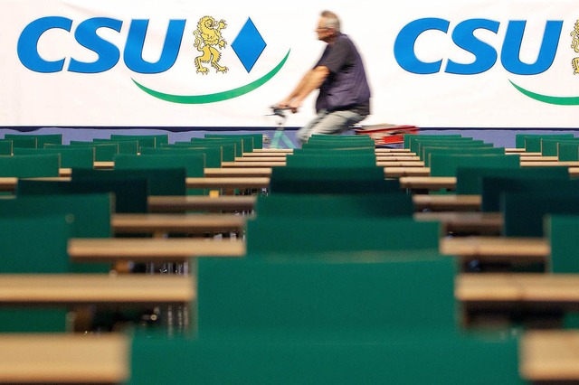 Die Vorbereitungen fr den Parteitag l...tur um den Posten des CSU-Vize geben.   | Foto: dpa