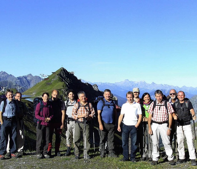 Dem Himmel ganz nah &#8211; und zu Sch...dersleut aus Oberprechtal am Arlberg.   | Foto: privat