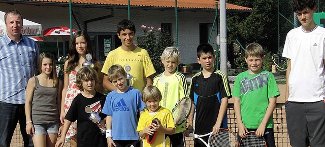 Die Sieger und Platzierten der Jugendm... Tage beim Tennisclub Endingen geehrt.  | Foto: Privat