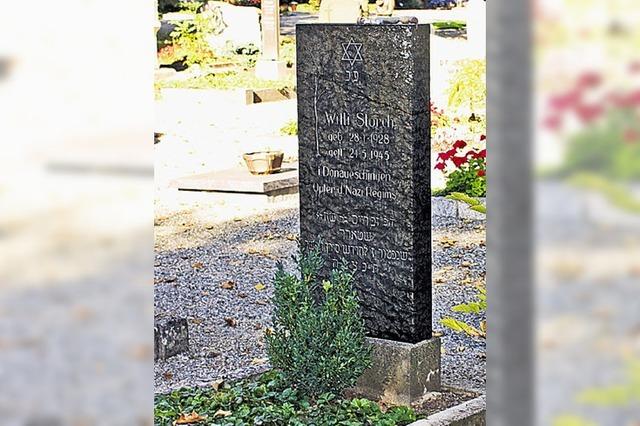 Ein verlassenes Grab als stilles Zeugnis des Holocaust