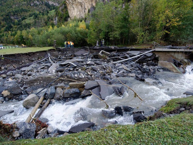 Die Strae zwischen  Frutigen und Kandersteg.  | Foto: dpa