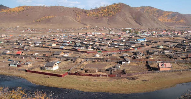 In der mongolischen Stadt Tunkhel ging...d landesweit illegal im Bergbau ttig.  | Foto: Michael Billig