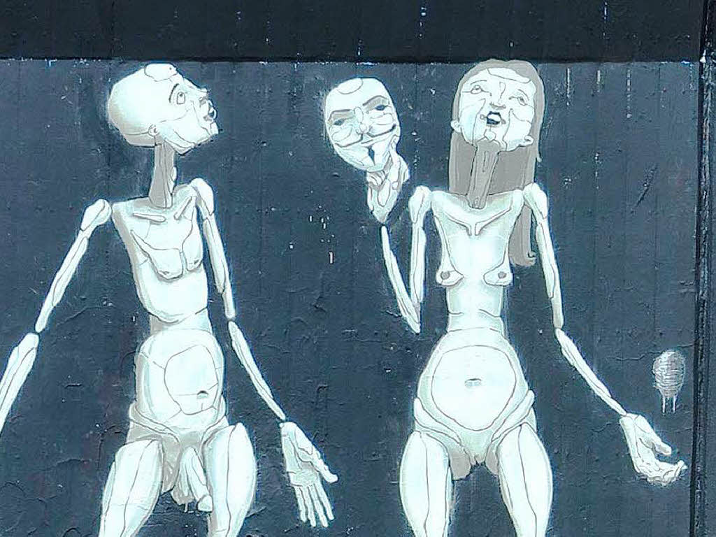 Die legale Street-Art-Galerie an der Dreisam in Freiburg. Die legale Street-Art-Galerie an der Dreisam in Freiburg.