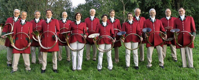 Sie machen Musik und bis auf drei gehe...e Jagd: die Freiburger Jagdhornblser   | Foto: privat