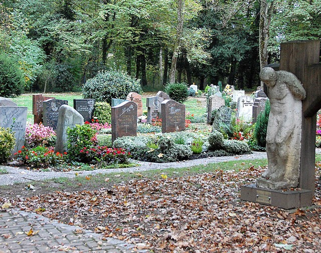 Der Mrkter Waldfriedhof soll ein Urnengrberfeld erhalten.   | Foto: Frey